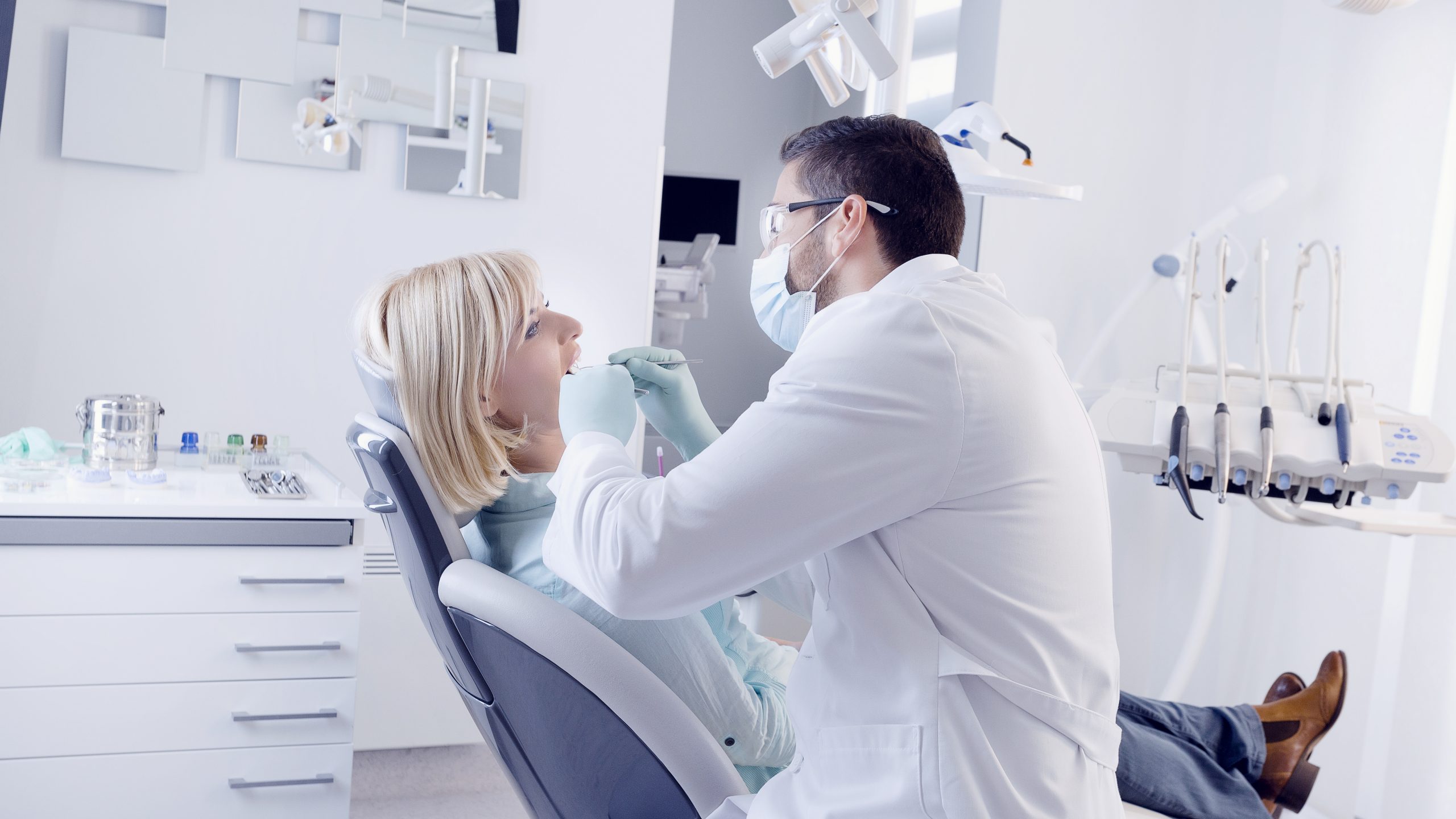 Dentist in Tustin, CA